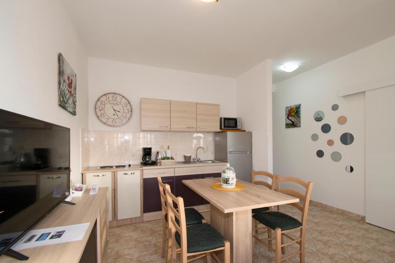 רוביני Apartman Fuma מראה חיצוני תמונה